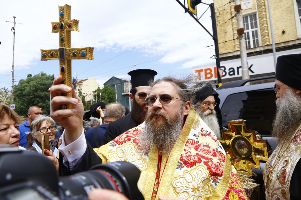 Фоторепортаж в БЛИЦ: Литийно шествие с мощите на Св. Св. Кирил и Методий 