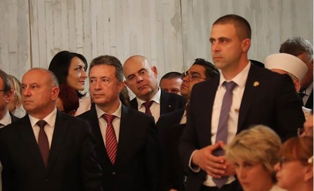 Защо Румен Радев покани, а Иван Гешев присъства на приема на президента, посветен на 24-ти май
