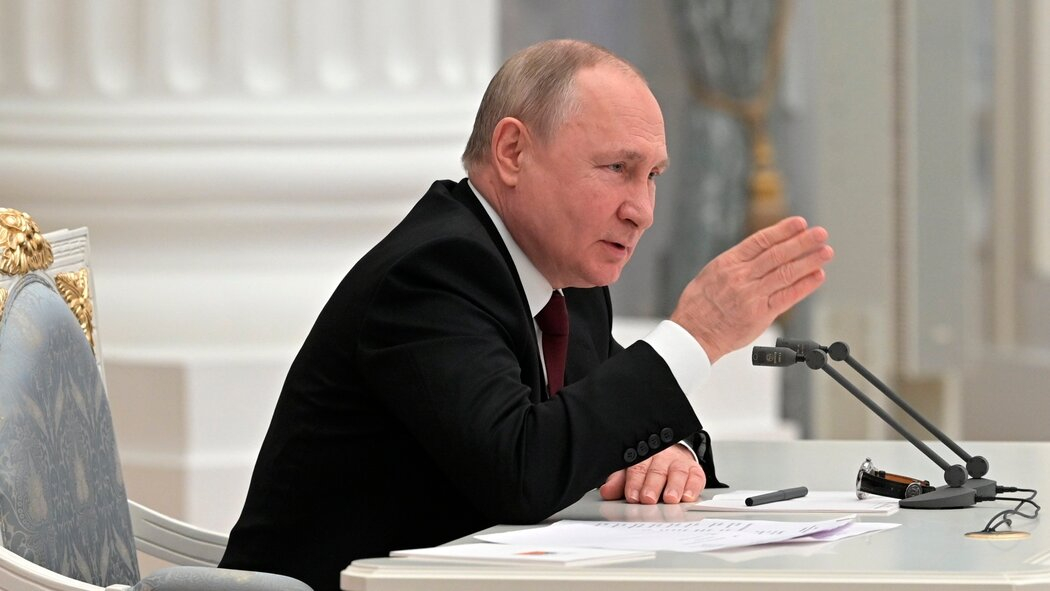 Путин улесни даването на руско гражданство за украинци от Херсон и Запорожието ДОКУМЕНТ