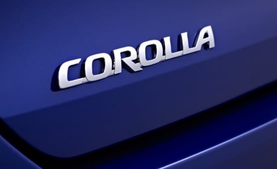 Toyota обнови Corolla за Европейския съюз и САЩ СНИМКИ