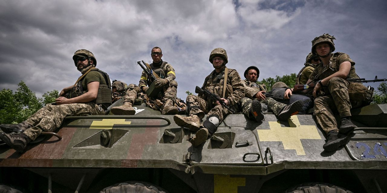 Сводка: Киев обяви, че победата е близо, Москва отново удари оръжия, доставени от Запада ВИДЕО