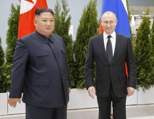 Ким Чен Ун пак ядоса света, този път заради Русия