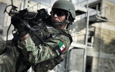 Кървава престрелка с убити и ранени в Мексико