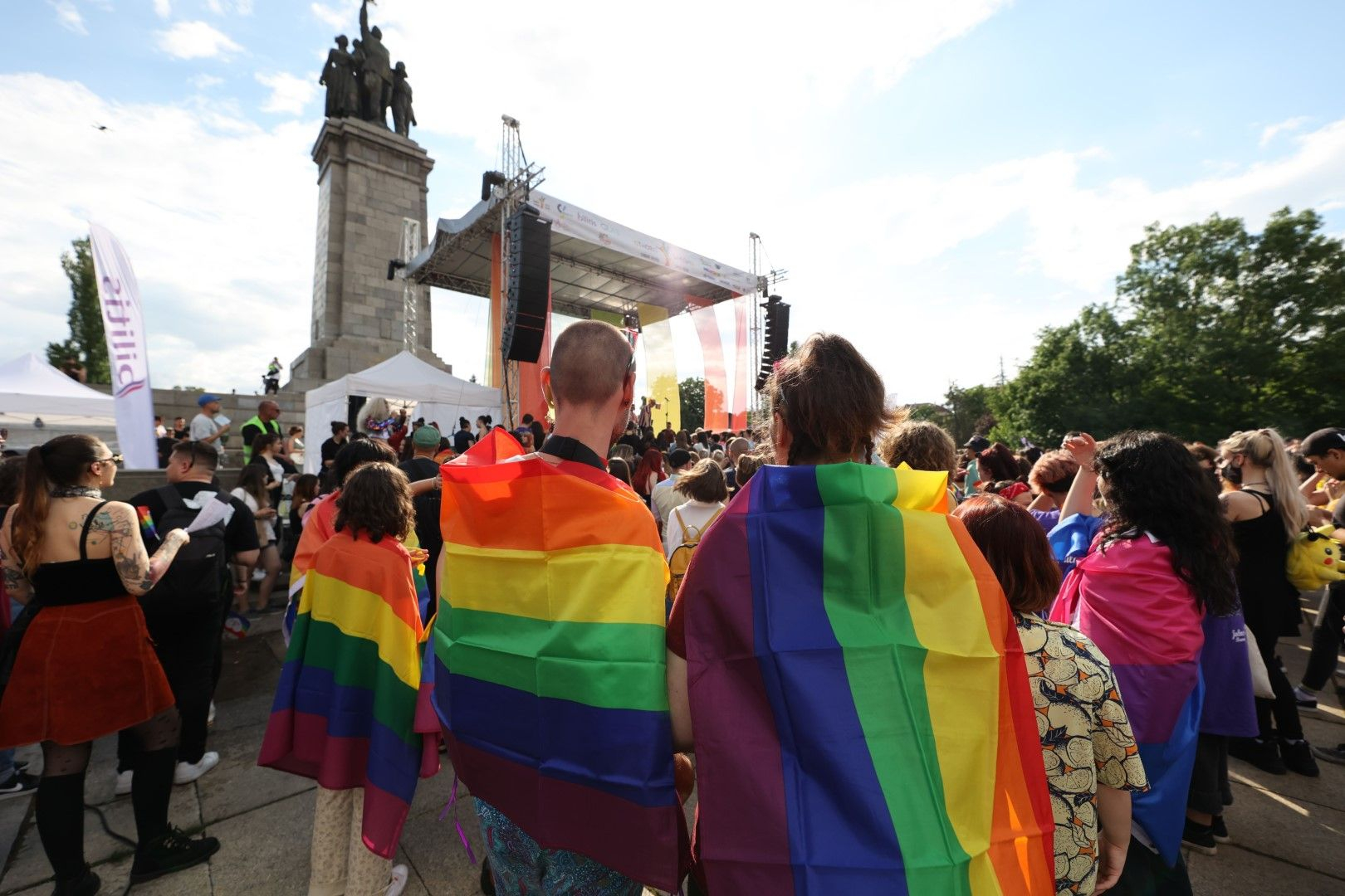 Светият синод скочи срещу гей парада в София и джендърската идеология