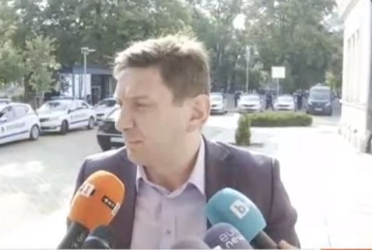 Летифов, ДПС: Ако Никола Минчев се разграничи от Киро и Асен, може да го подкрепим 