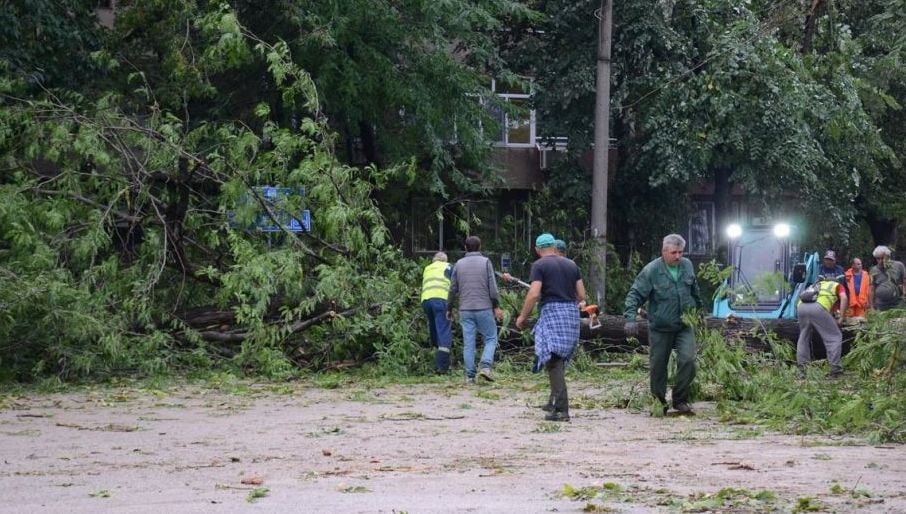 Невзривена ракета падна на тераса във Видин СНИМКИ