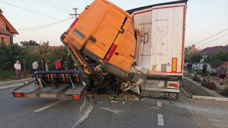 Камионът от касапницата с двама загинали в Румъния българи се оказа на...