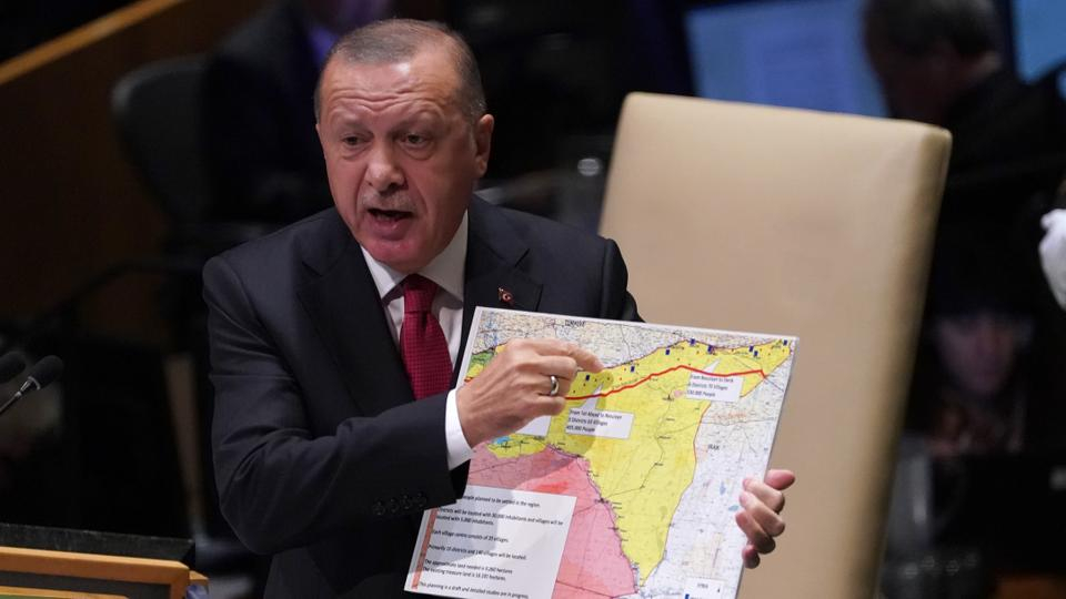Ердоган: Всеки момент Турция може да започне нова военна операция в Сирия