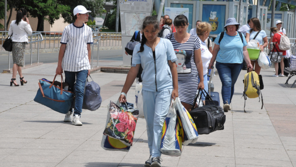 Украински бежанци в Пловдив се развихриха в Белодробната болница и... СНИМКИ 