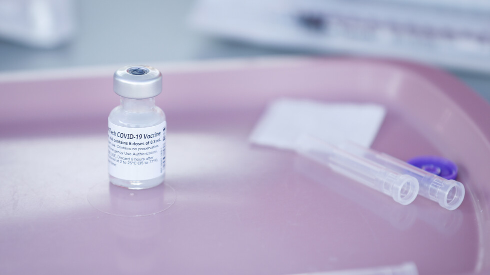 "Пфайзер": Започва нова вълна на пандемията, слагайте ваксини