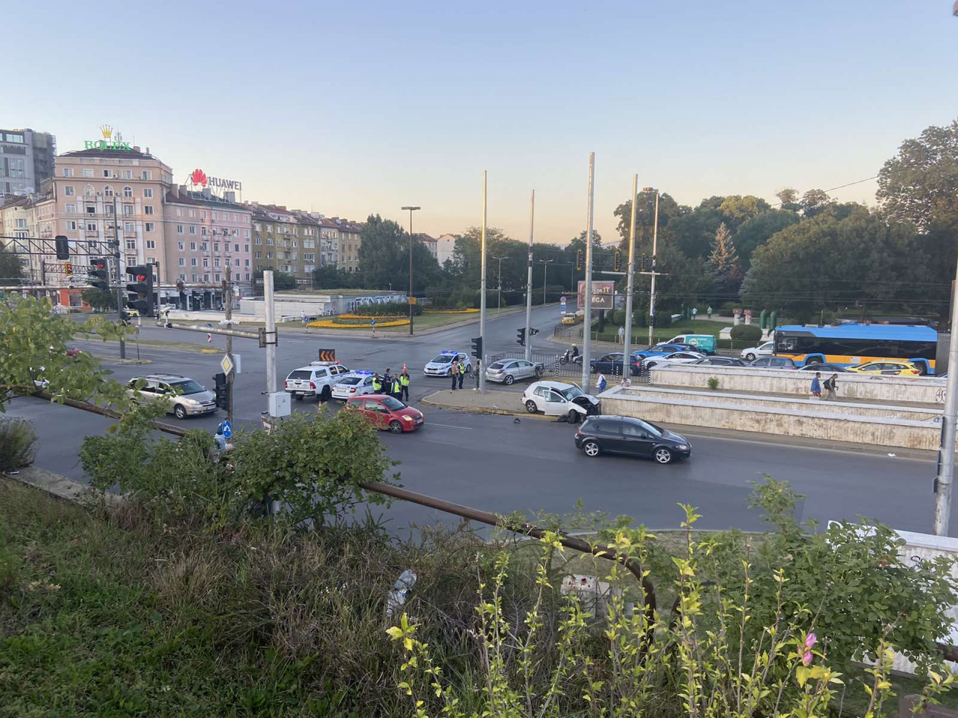 Ужасът няма край, ново адско меле на метри от фаталната катастрофа със Семерджиев ВИДЕО