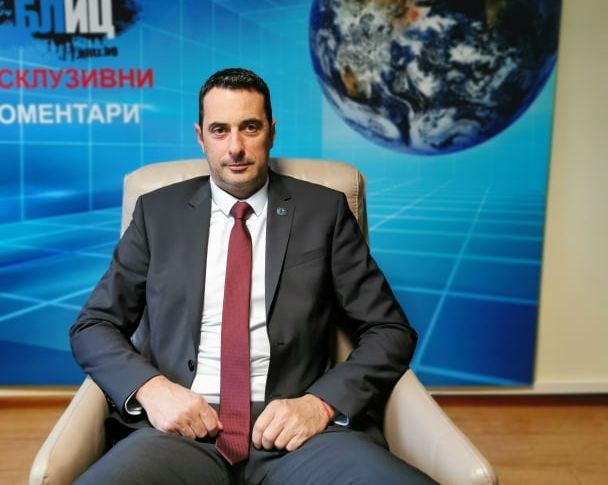 Скандален депутат от „Продължаваме Промяната“ подаде оставка