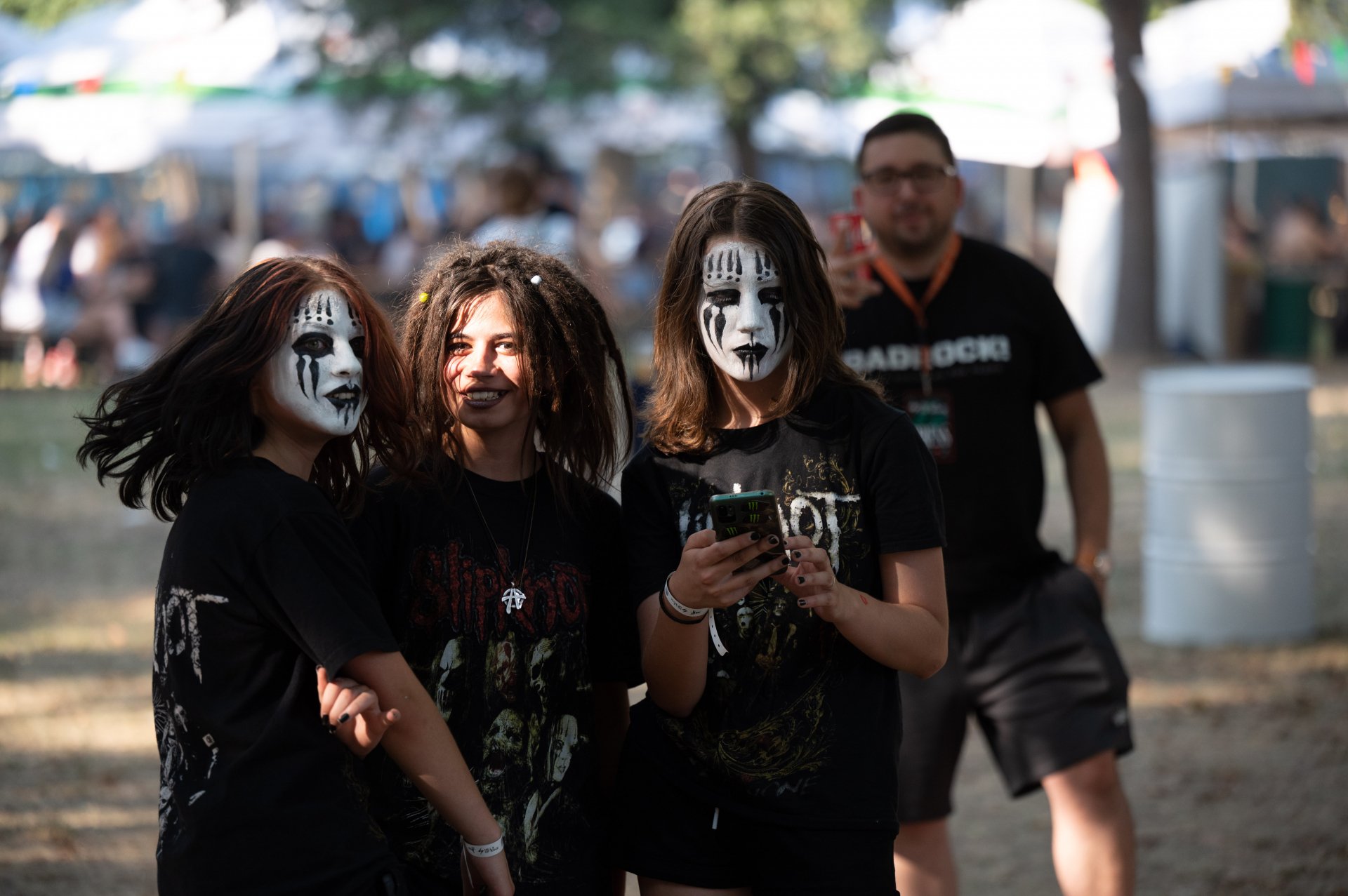 Хиляди на най-голямото събитие в България HILLS OF ROCK Пловдив още в първия ден