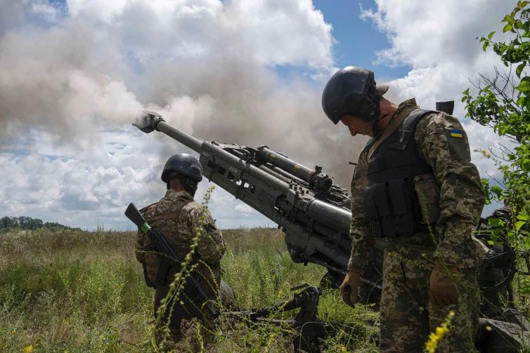 Киев събра 200-хилядна армия за щурма на Херсон, ВКС на Русия унищожиха над 100 ракети за HIMARS заедно с...