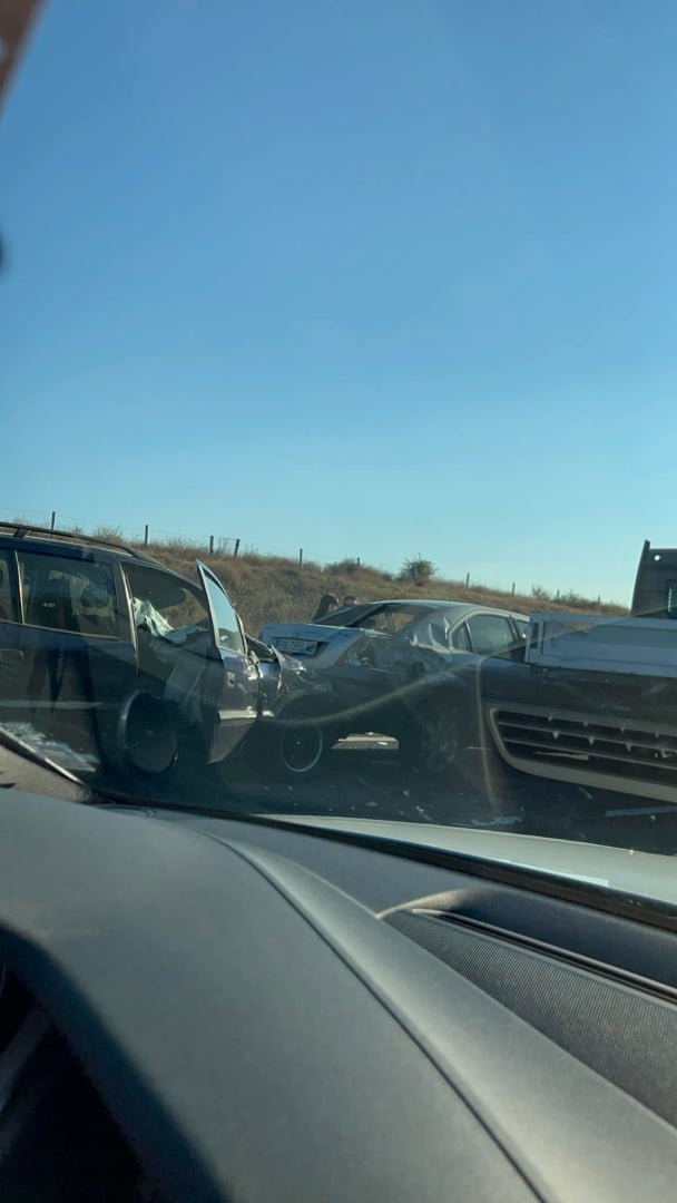 Първо в БЛИЦ! На АМ "Тракия" е страшно, по целия аутобан мелета и... ВИДЕО