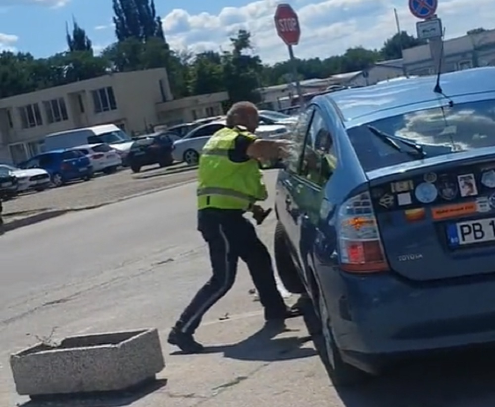 Брутално ВИДЕО: Прокурор разкри кой е дрогираният шофьор, вилнял в КАТ-Пловдив 