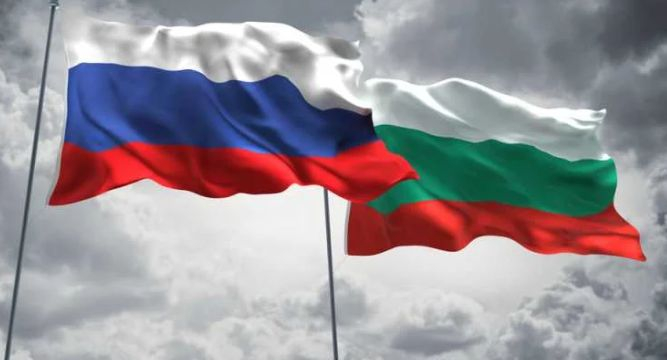 Русия изгони 14 български дипломати
