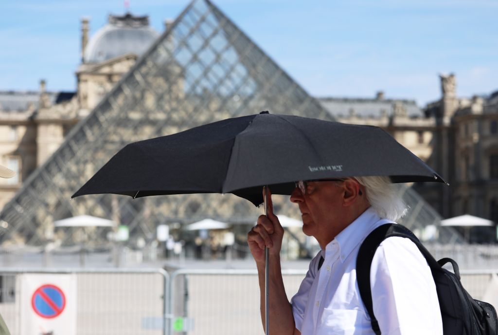 Парижани искат не искат станаха настирани, ето защо