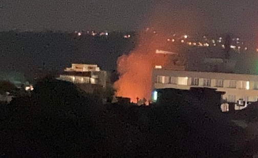 Огнен инцидент близо до Младежкия дом във Варна СНИМКИ