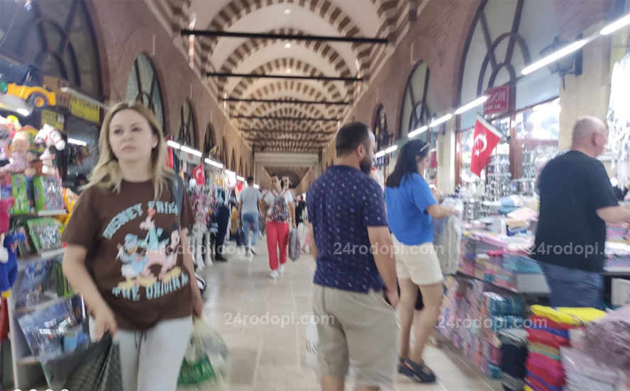 Лудото българско пазаруване в Одрин накара търговци от Истанбул да...