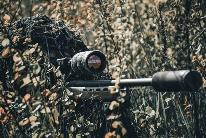 ВИДЕО от войната: Украински снайперист е заснел ликвидирането на руски боец
