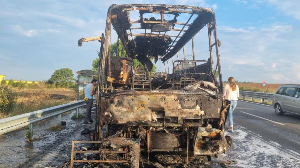 Нови разкрития за запалилия се на АМ "Тракия" автобус 