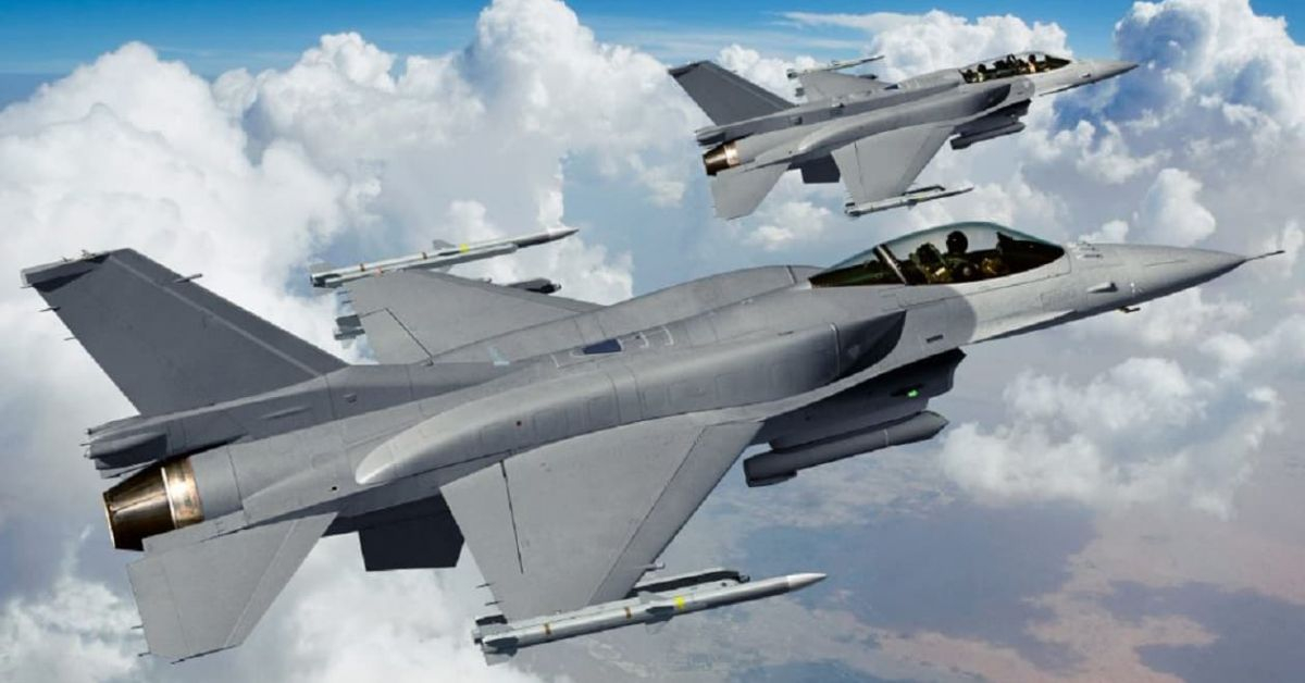 Тайван представи своя най-модерен боен самолет F-16V ВИДЕО