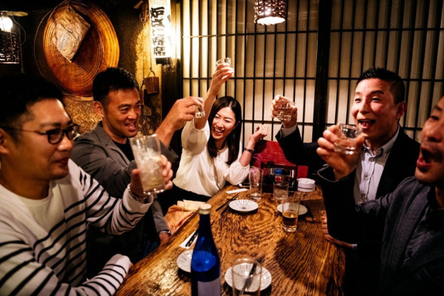 Япония насърчава младежите да пият повече алкохол, за да стимулират...