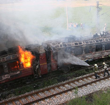 Пожар избухна във влак в Каспичан, откриха скандална връзка с драмата в Хитрино