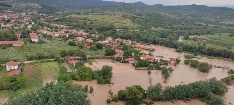 Нов сериозен проблем в наводнените села в Карловско
