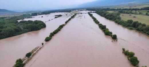 Ето как можете да помогнете на пострадалите в потопа в Карловско