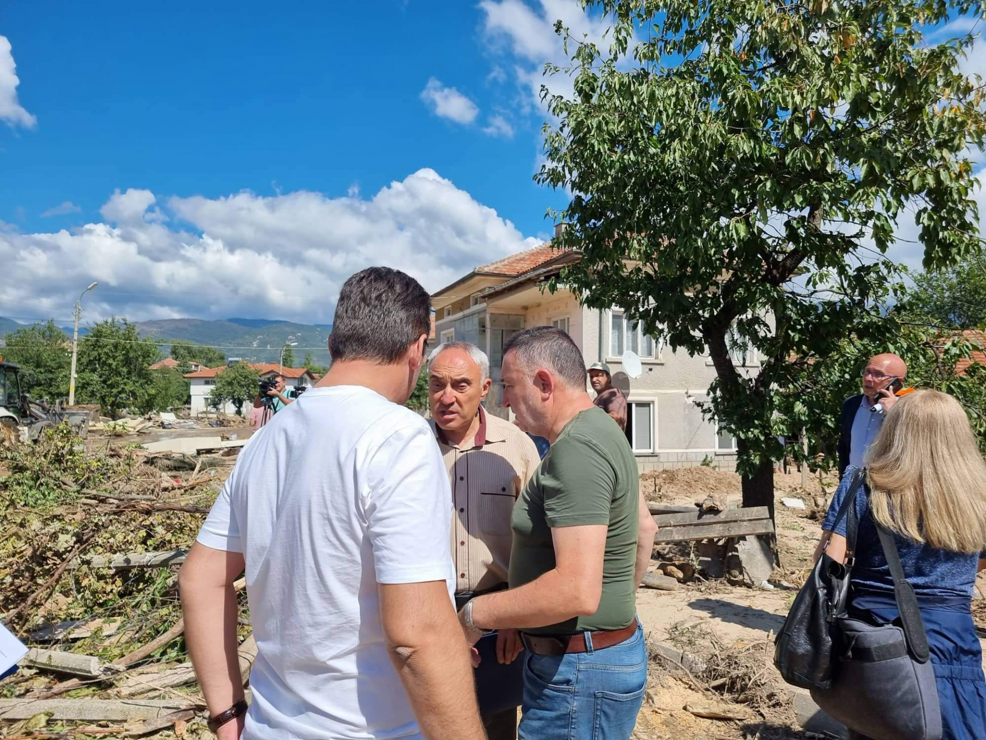 Последни новини около потопа в Карловско