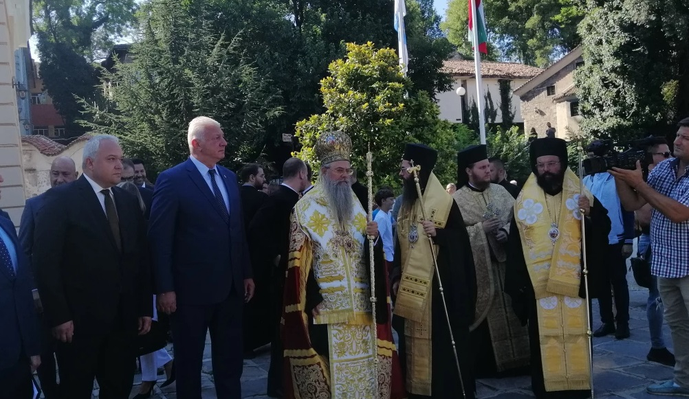 Скандал между Промяната и владиката Николай на празника на Съединението в Пловдив
