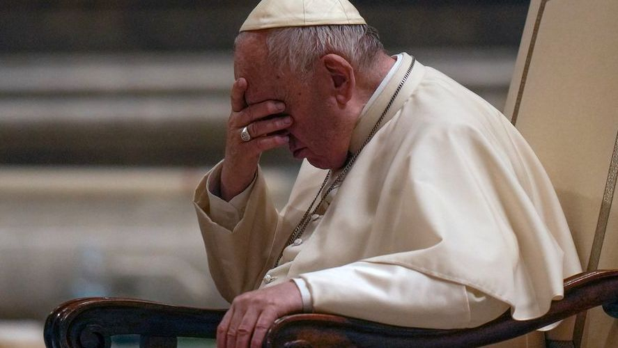 Папа Франциск: Молете се да няма ядрена война