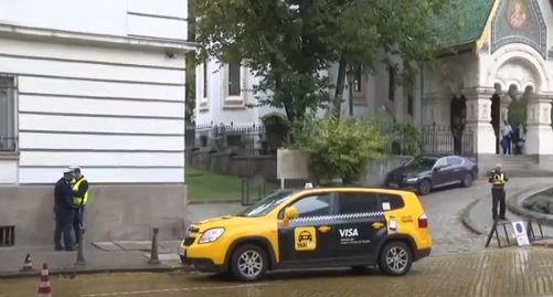 Очевидец със зловещ разказ за пометените от такси жени на жълтите павета