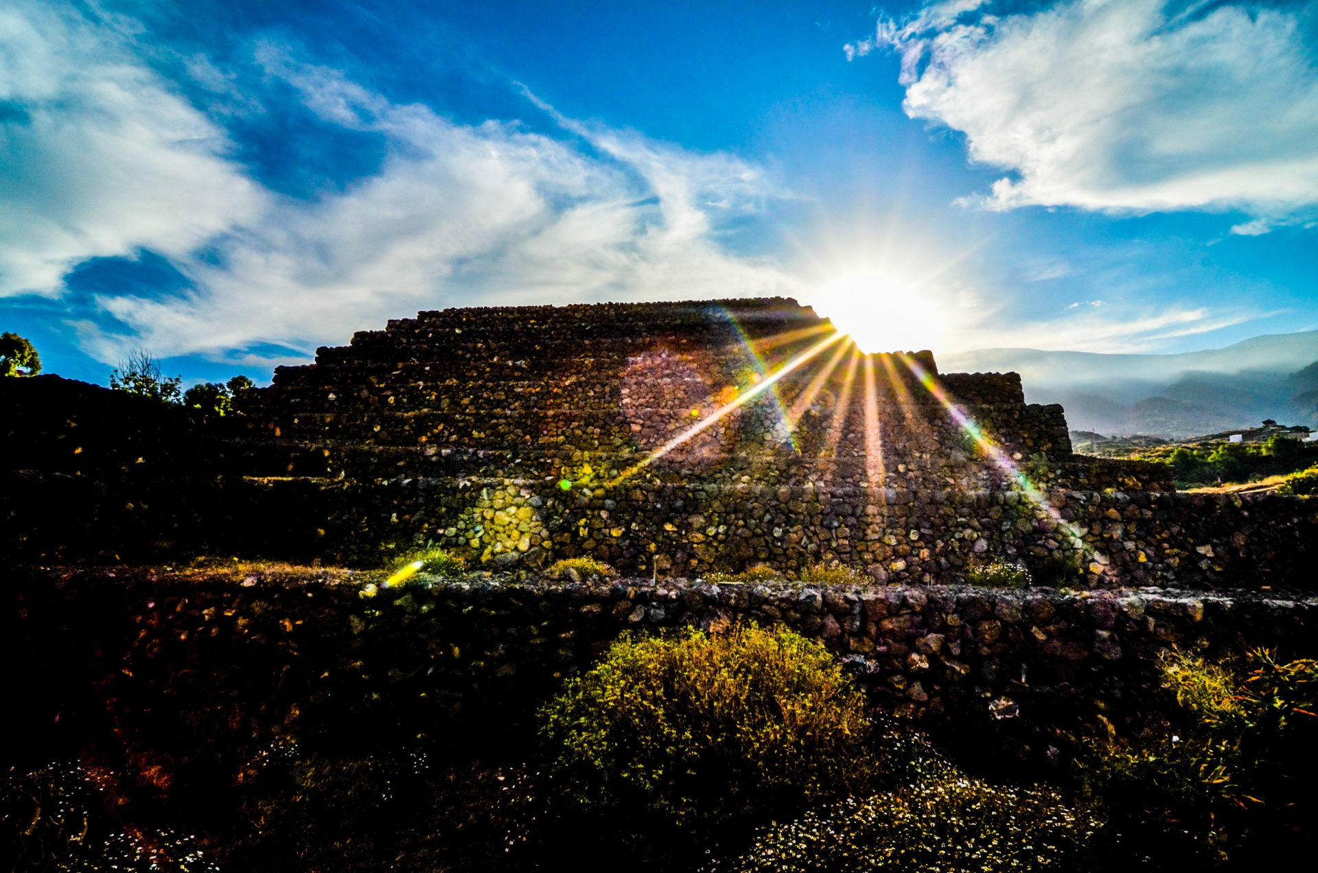 Кой е построил пирамидите в Тенерифе: масоните или митичните хора Гуанча