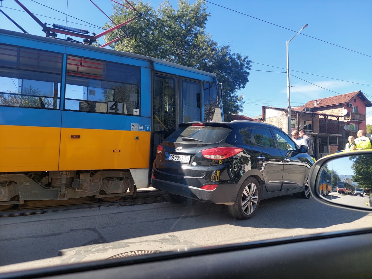 Извънредно в БЛИЦ! Кошмарна катастрофа с трамвай в София СНИМКИ 