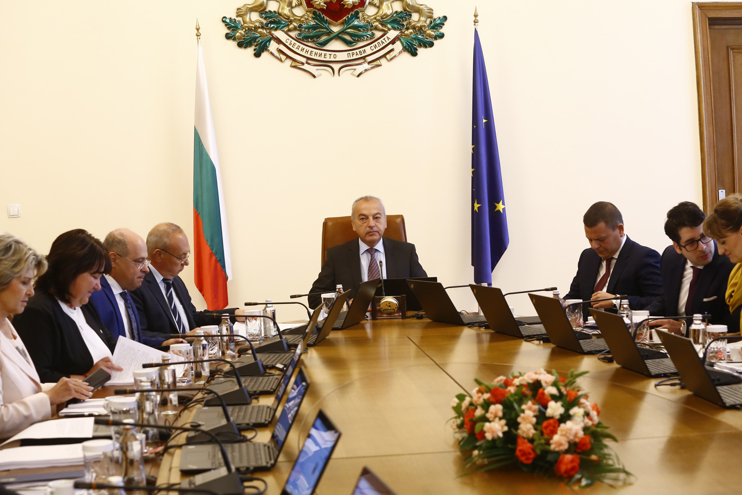 Цяла България чакаше тези важни финансови новини от кабинета „Донев”