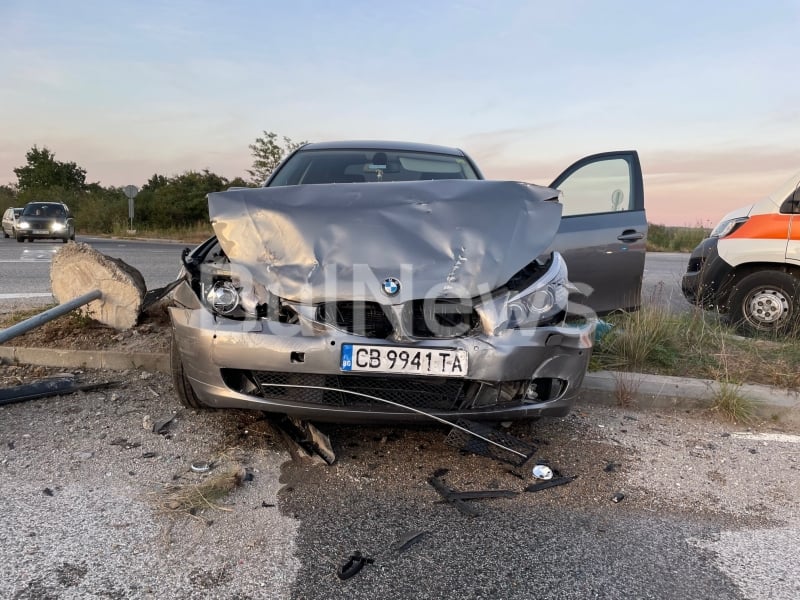 Джип и БМВ се помляха край Враца, линейка хвърчи към болницата СНИМКИ