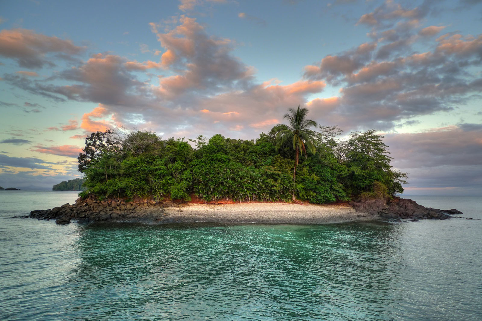 10 невероятно красиви острова, които са пазени в тайна от туристите СНИМКИ