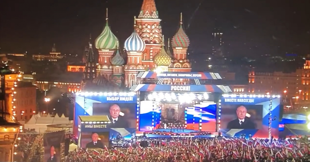 Победата ще бъде наша, отсече Путин от Червения площад ВИДЕО