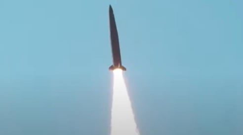 Паника в Южна Корея: Балистична ракета се разби в крайбрежен град