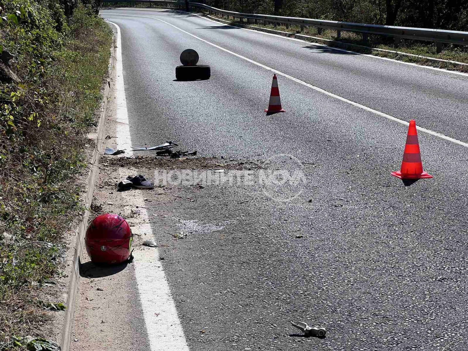 Трагичен инцидент с моторист на прохода „Шипка“ СНИМКИ