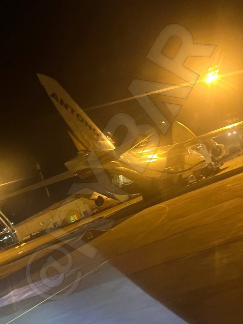 Натовариха ли пак украински  Ан-124 с оръжия и боеприпаси от летището в Бургас? СНИМКИ