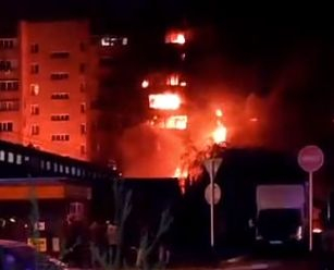 Боен самолет рухна върху жилищна сграда в Русия ВИДЕО 