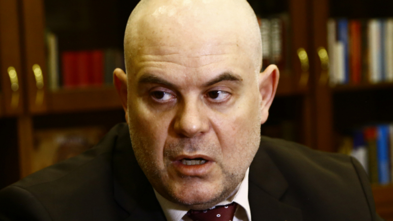 Главният прокурор Гешев в ексклузивно интервю пред БЛИЦ за атаката от Русия!
