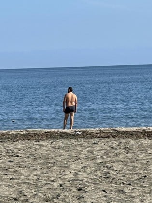 Всички са в шок! Ето какво се случва на плажа в Бургас в края на октомври СНИМКИ