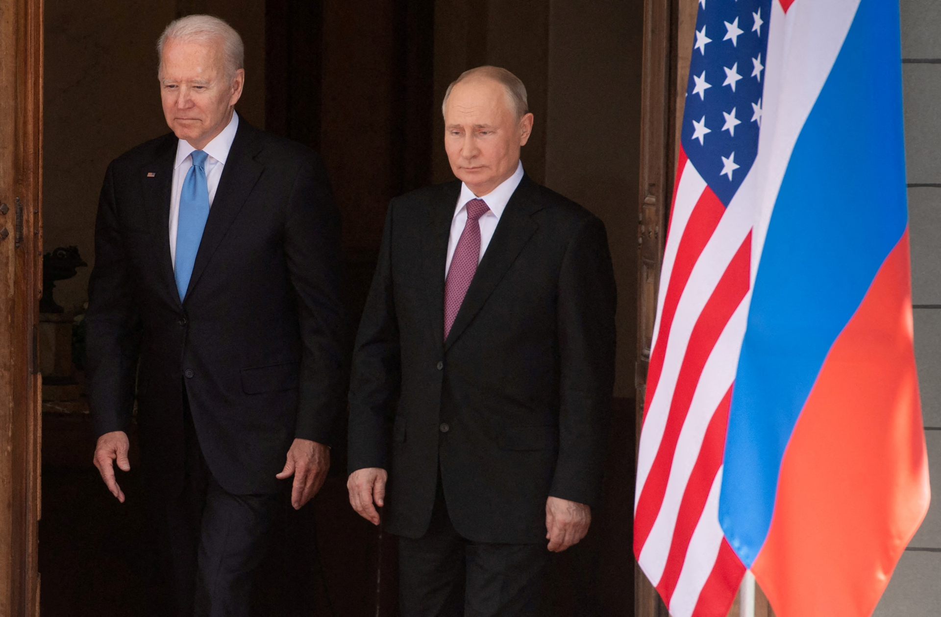 The National Interest: САЩ трябва веднага да сложат Зеленски на масата за преговори с Путин