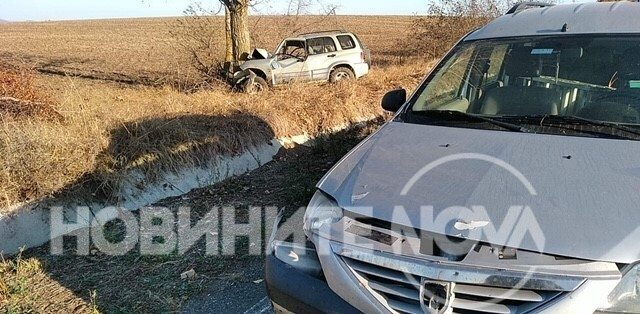 Меле с автомобили в Бургаско заради гъзар със спортна кола, има ранени СНИМКИ