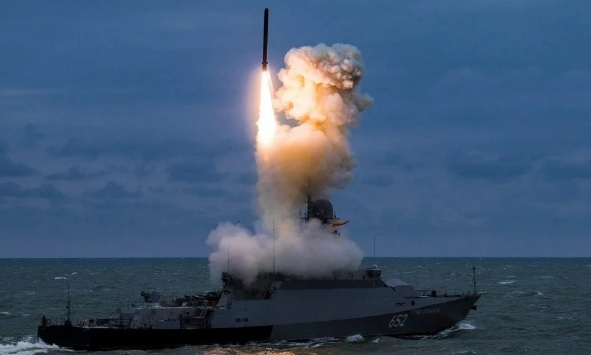Нещо странно се случва с руските ракетоносци в Черно море, провали се настъпление на ВСУ на това направление
